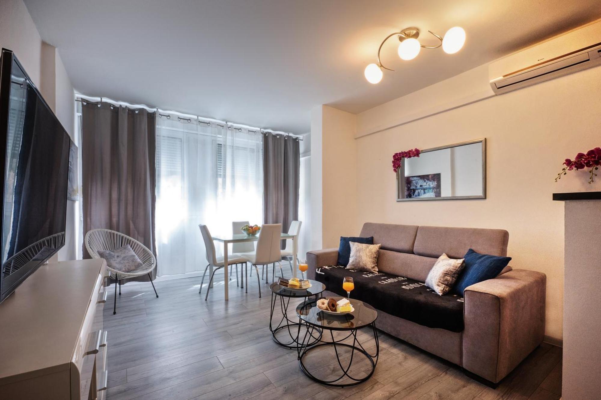Apartment Pape Spalato Esterno foto
